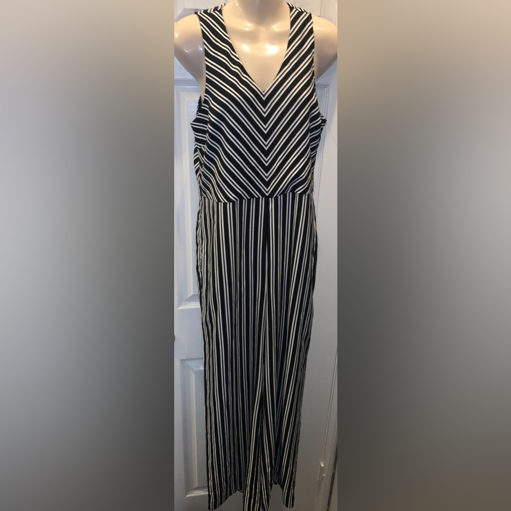 NWT BANANA REPUBLIC WIDE LEG STRIPPED JUMPSUIT